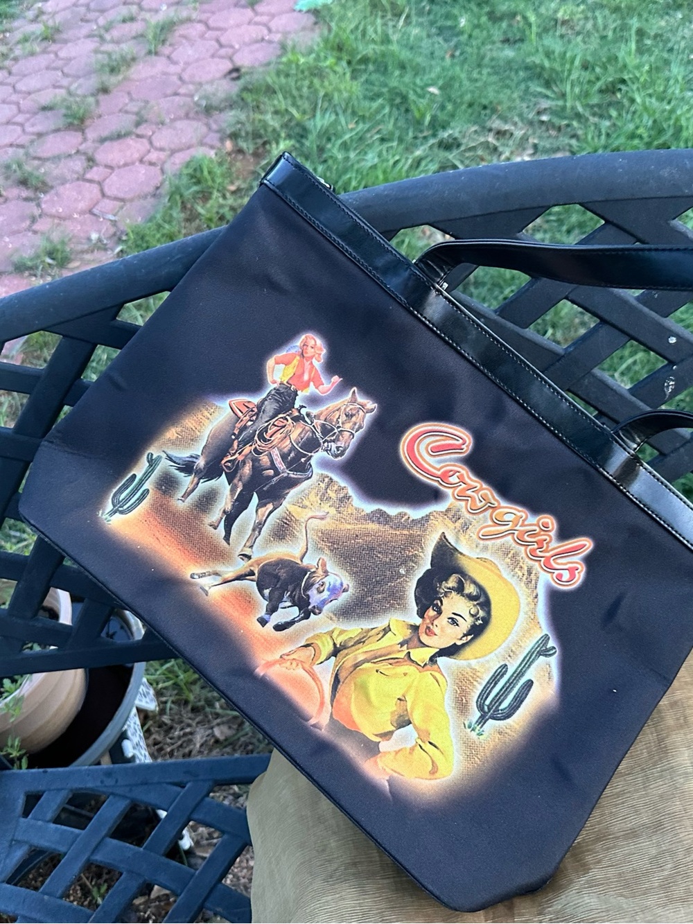 Cowgirls Graphic Tote Bag in Black